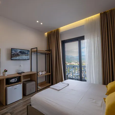 Apartment Flori *