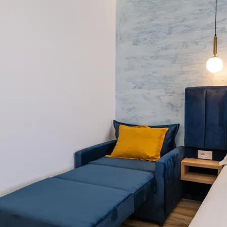 Apartment Flori *