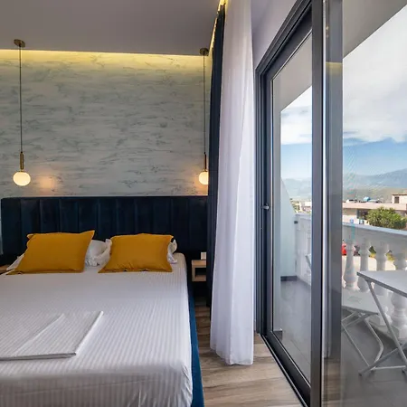 Apartment Flori Sarande
