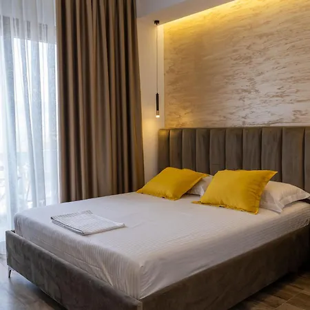 Apartment Flori Sarande